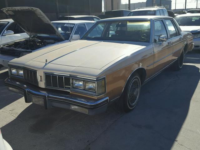 3Y69RAM144950 - 1980 OLDSMOBILE DELTA 88 TWO TONE photo 2