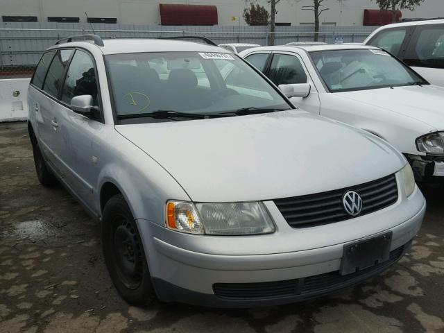 WVWNA23BXYE256978 - 2000 VOLKSWAGEN PASSAT GLS SILVER photo 1