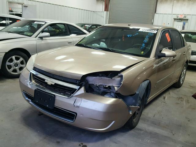 1G1ZT51836F257121 - 2006 CHEVROLET MALIBU LT GOLD photo 2