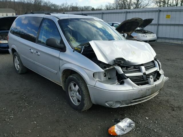 2D4GP44L75R579610 - 2005 DODGE GRAND CARA SILVER photo 1