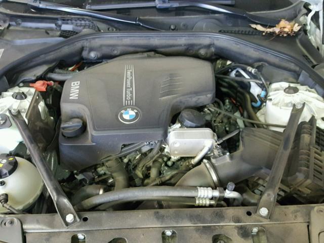 WBA5A7C58FD627854 - 2015 BMW 528 XI Blanc photo 7
