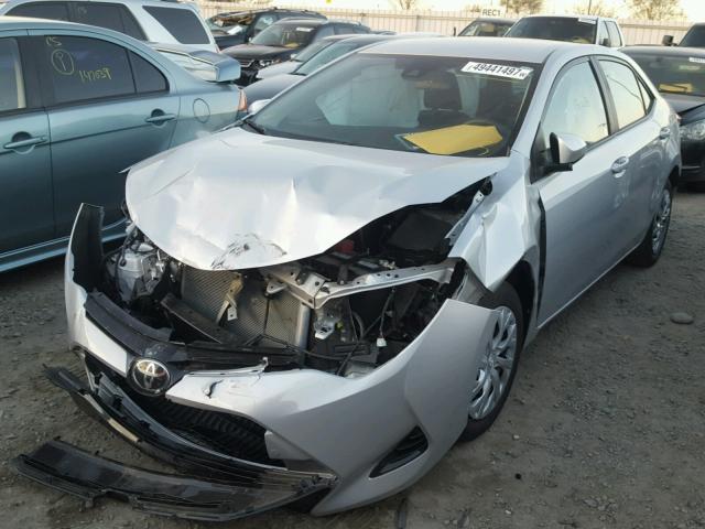 5YFBURHE6HP697824 - 2017 TOYOTA COROLLA L SILVER photo 2