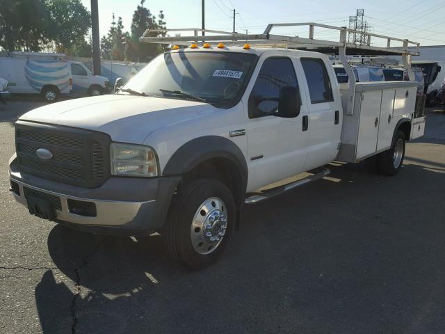 1FDXW46P95EC89488 - 2005 FORD F450 SUPER WHITE photo 2