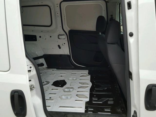 ZFBERFAT5G6B31011 - 2016 RAM PROMASTER 白色 照片 6