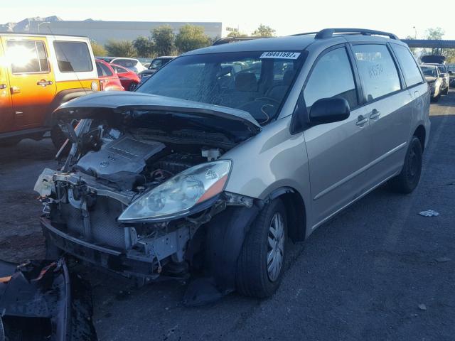 5TDZK23C98S132881 - 2008 TOYOTA SIENNA CE GOLD photo 2