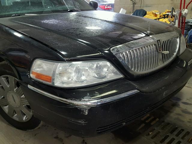 1LNHM85V67Y613791 - 2007 LINCOLN TOWN CAR S BLACK photo 10