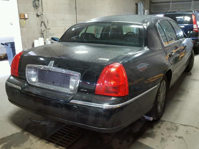 1LNHM85V67Y613791 - 2007 LINCOLN TOWN CAR S BLACK photo 4