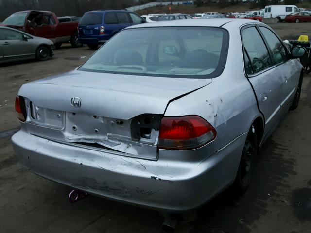 1HGCF86641A043632 - 2001 HONDA ACCORD VAL GRAY photo 4