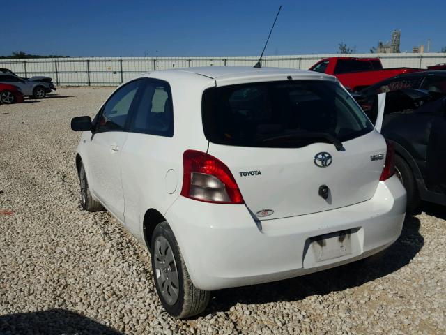 JTDJT923585216528 - 2008 TOYOTA YARIS WHITE photo 3