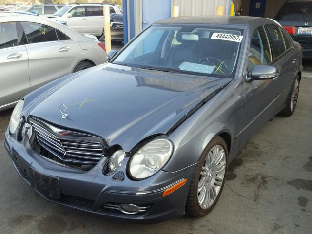 WDBUF56X27B070064 - 2007 MERCEDES-BENZ E 350 GRAY photo 2