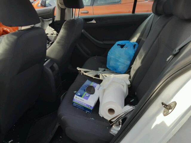 3VW1K7AJXDM286812 - 2013 VOLKSWAGEN JETTA BASE თეთრი ფოტო 6