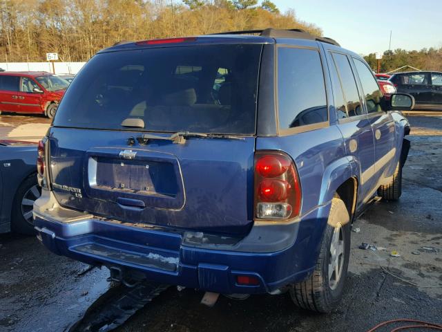 1GNDS13S152384744 - 2005 CHEVROLET TRAILBLAZE BLUE photo 4