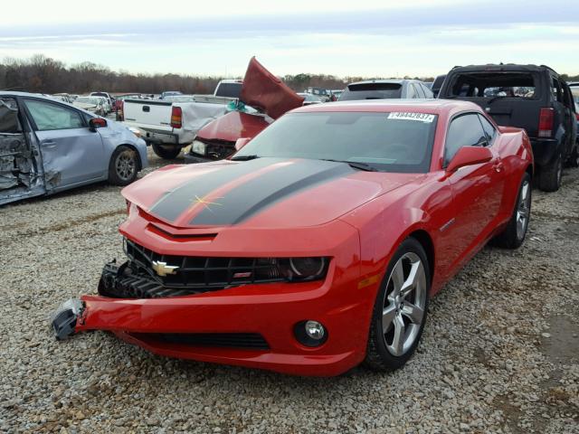 2G1FJ1EJ0B9145863 - 2011 CHEVROLET CAMARO SS RED photo 2