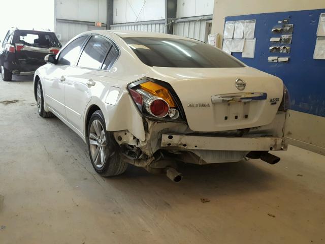 1N4BL2AP0BN490541 - 2011 NISSAN ALTIMA SR WHITE photo 3