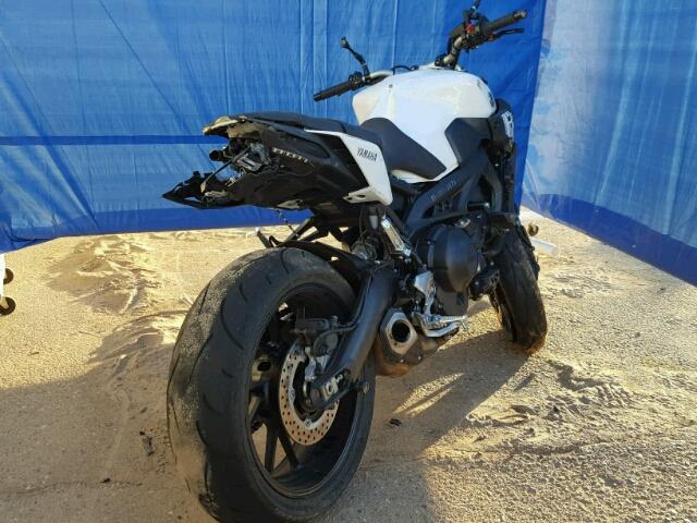 JYARN53E5HA001465 - 2017 YAMAHA FZ09 WHITE photo 4