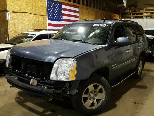 1GKFK63897J340572 - 2007 GMC YUKON DENA CHARCOAL photo 2