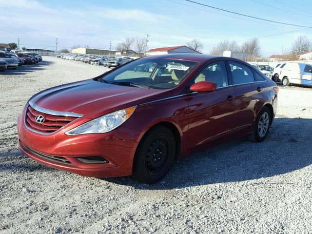 5NPEB4ACXCH378351 - 2012 HYUNDAI SONATA GLS MAROON photo 2