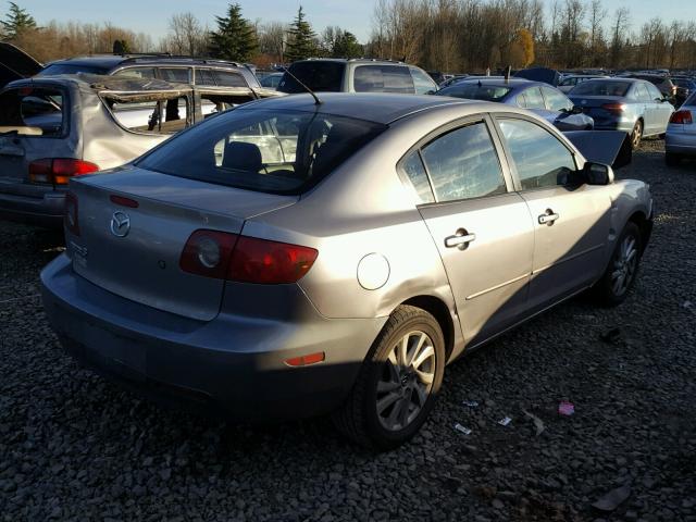 JM1BK12F261499512 - 2006 MAZDA 3 I GRAY photo 4