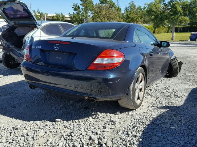 WDBWK54F46F113759 - 2006 MERCEDES-BENZ SLK 280 BLUE photo 4