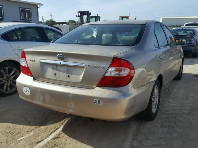 JTDBE32K720017620 - 2002 TOYOTA CAMRY LE ოქროსფერი ფოტო 4