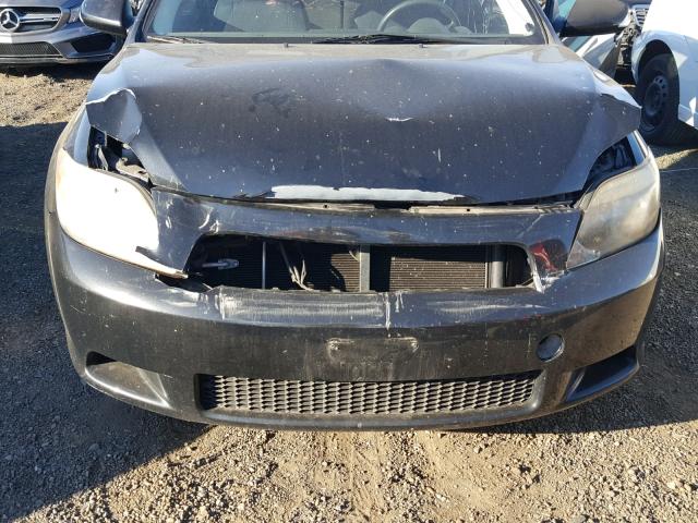 JTKDE167X50006613 - 2005 TOYOTA SCION TC 黑色 照片 9