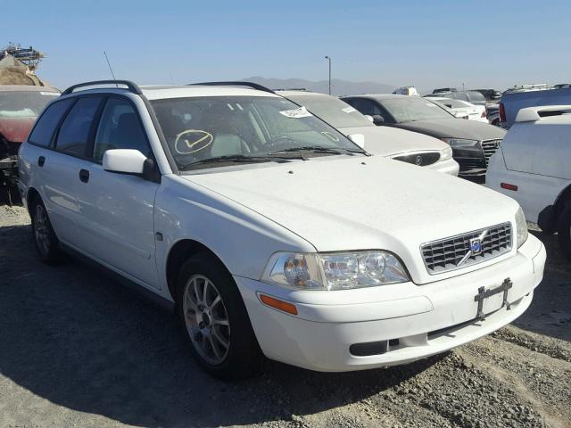 YV1VW27594F057425 - 2004 VOLVO V40 1.9T WHITE photo 2