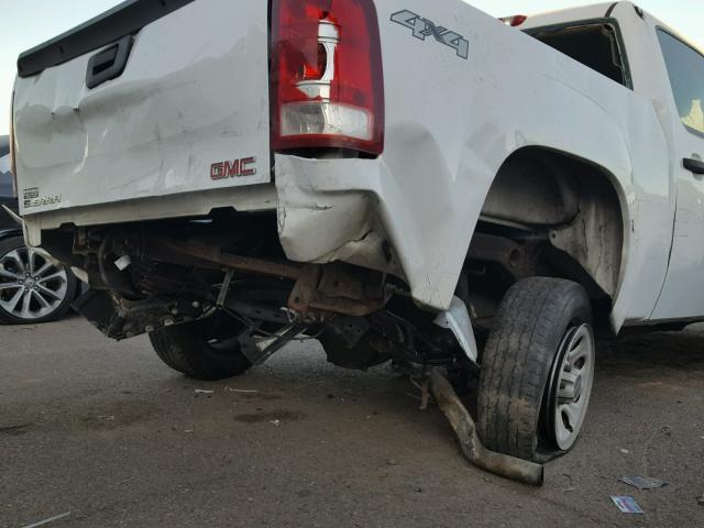 2GTEK13C091123620 - 2009 GMC SIERRA K15 WHITE photo 9