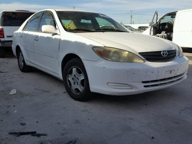 4T1BF30K82U006727 - 2002 TOYOTA CAMRY LE WHITE photo 1