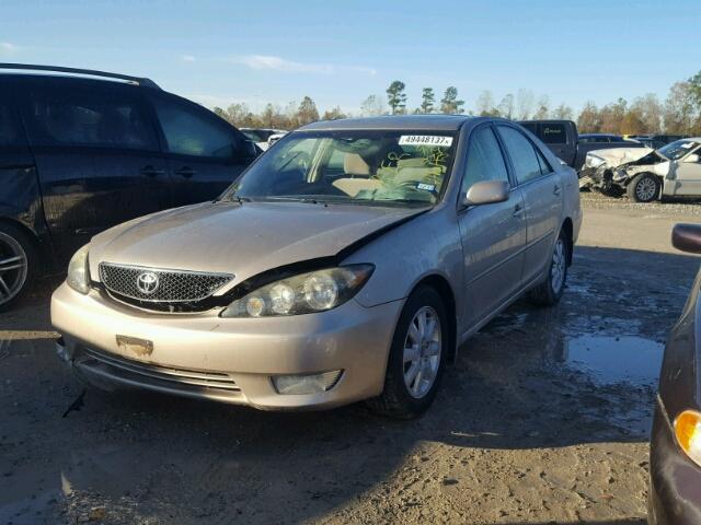 4T1BE32K55U994893 - 2005 TOYOTA CAMRY LE TAN photo 2