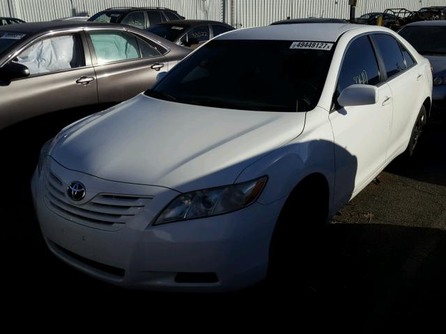 4T4BE46K89R073750 - 2009 TOYOTA CAMRY BASE WHITE photo 2