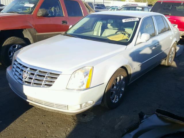 1G6KD57Y16U232763 - 2006 CADILLAC DTS SILVER photo 2