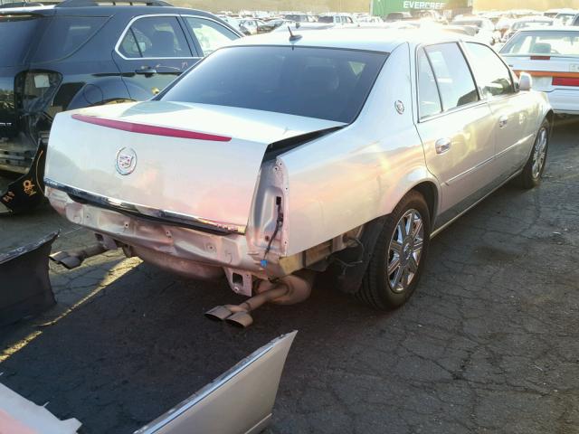 1G6KD57Y16U232763 - 2006 CADILLAC DTS SILVER photo 4