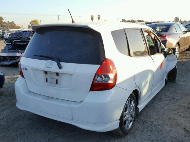 JHMGD38687S029109 - 2007 HONDA FIT S WHITE photo 4