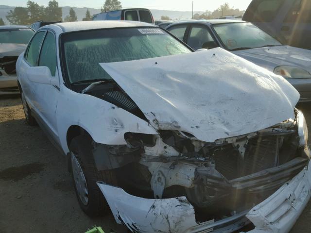 1HGCG66591A023577 - 2001 HONDA ACCORD LX WHITE photo 1