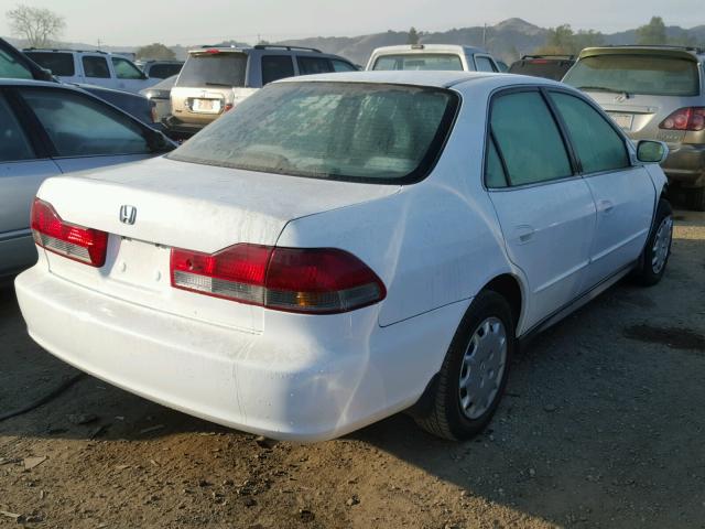 1HGCG66591A023577 - 2001 HONDA ACCORD LX WHITE photo 4