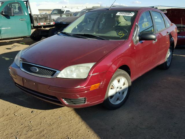 1FAFP34NX7W143144 - 2007 FORD FOCUS ZX4 BURGUNDY photo 2