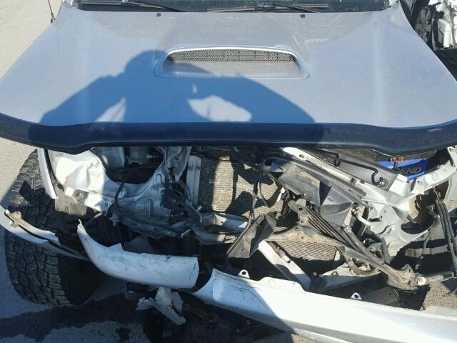 3TMLU42N19M029552 - 2009 TOYOTA TACOMA DOU SILVER photo 7