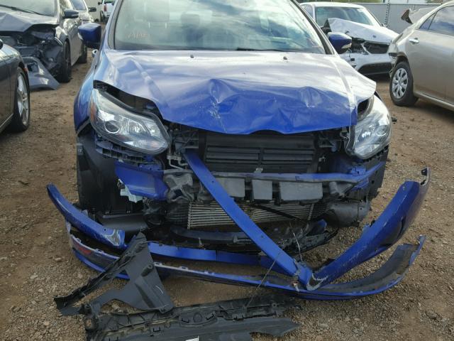 1FADP3L98EL199822 - 2014 FORD FOCUS ST BLUE photo 9