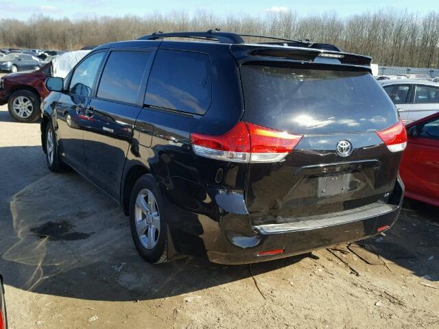 5TDKK3DC2ES480006 - 2014 TOYOTA SIENNA LE BLACK photo 3