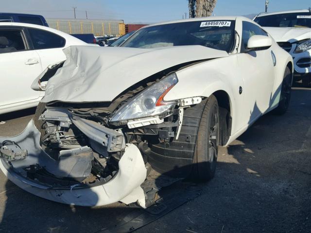 JN1AZ4EH7HM952324 - 2017 NISSAN 370Z BASE WHITE photo 2