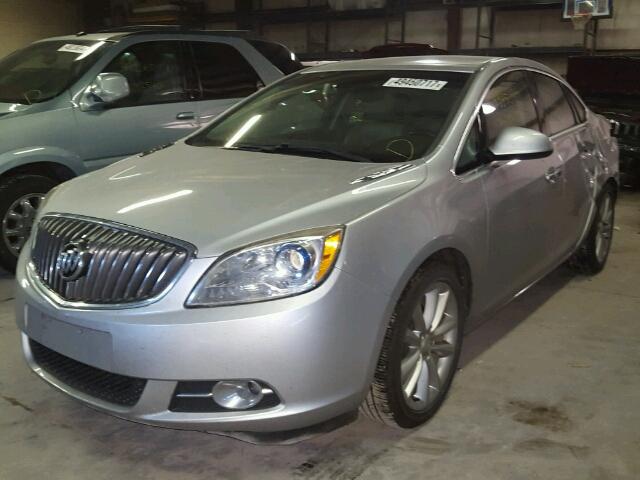 1G4PP5SK2C4139920 - 2012 BUICK VERANO SILVER photo 2