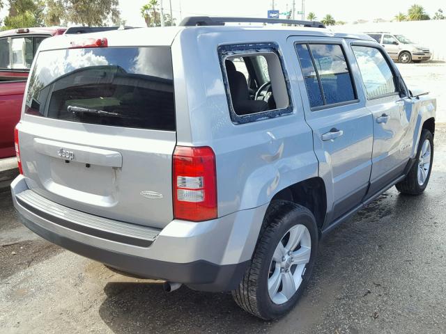 1C4NJPFA9HD148423 - 2017 JEEP PATRIOT LA SILVER photo 4