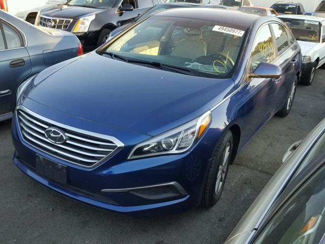 5NPE24AF1GH357534 - 2016 HYUNDAI SONATA SE BLUE photo 2