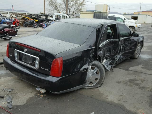 1G6KD54YX4U216532 - 2004 CADILLAC DEVILLE BLACK photo 4