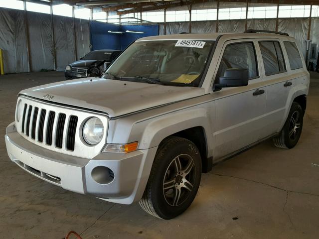 1J8FF28W78D703234 - 2008 JEEP PATRIOT SP SILVER photo 2