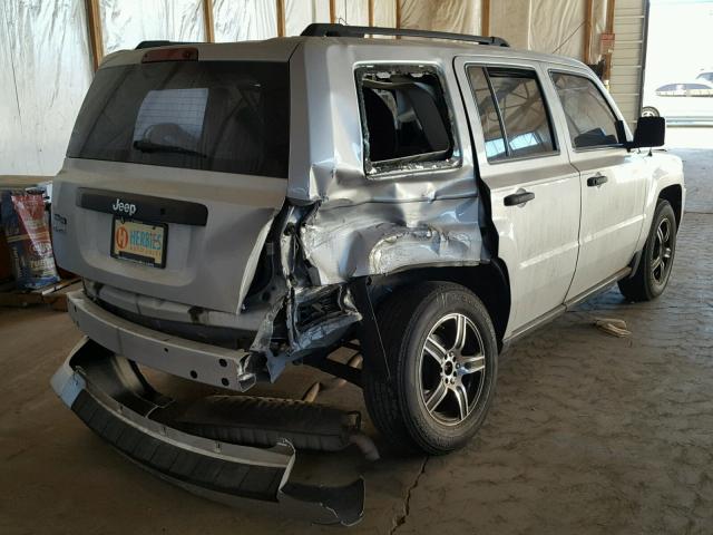 1J8FF28W78D703234 - 2008 JEEP PATRIOT SP SILVER photo 4