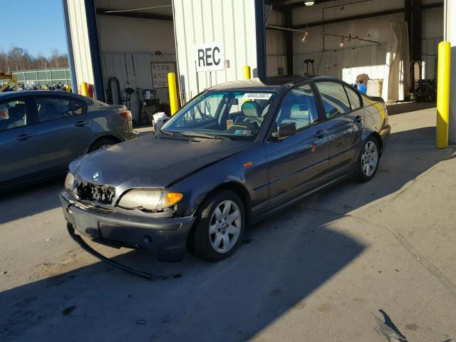 WBAEU33413PH88437 - 2003 BMW 325 XI GRAY photo 2