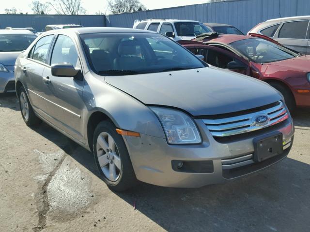 3FAHP07Z88R103168 - 2008 FORD FUSION SE GRAY photo 1