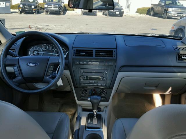 3FAHP07Z88R103168 - 2008 FORD FUSION SE GRAY photo 9