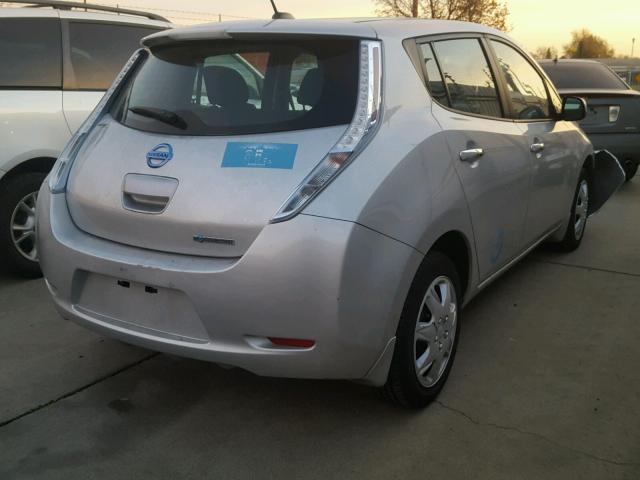 1N4AZ0CP9DC405061 - 2013 NISSAN LEAF S SILVER photo 4